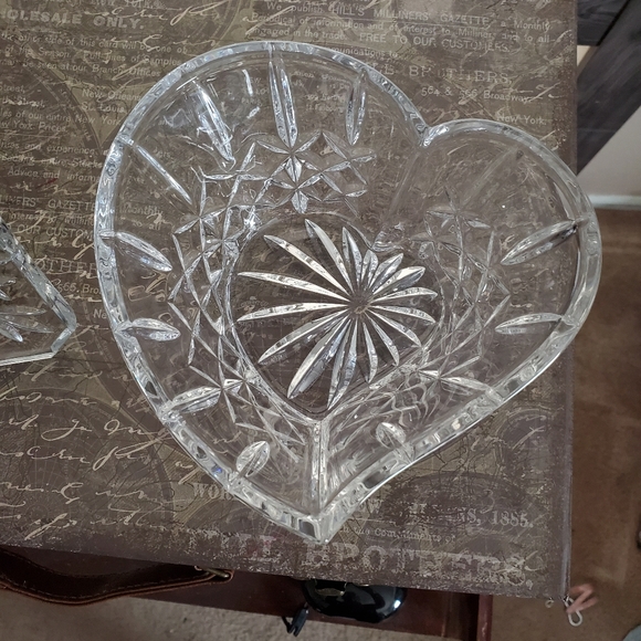 COPY - Waterford Crystal HEART BOWL ONLY - Picture 2 of 4